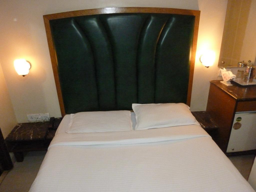 Hotel Park Shilton Mumbai Exterior foto